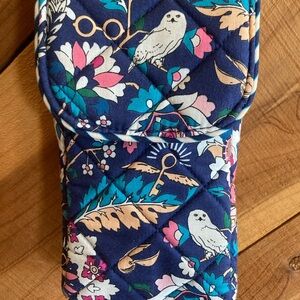 Vera bradley phone crossbody purse